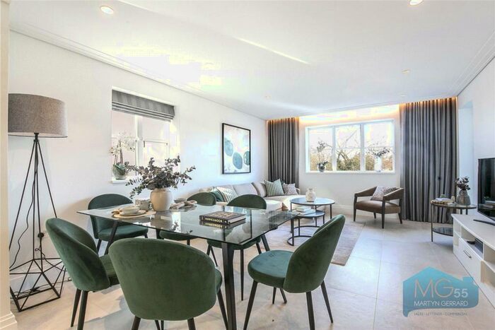 2 Bedroom Apartment To Rent In Hendon Lane, Finchley, London, N3