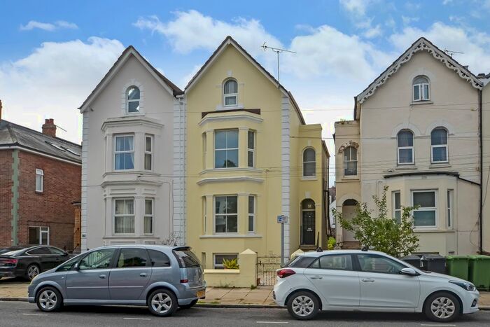 5 Bedroom Semi-Detached House To Rent In Campbell Road, Southsea, PO5