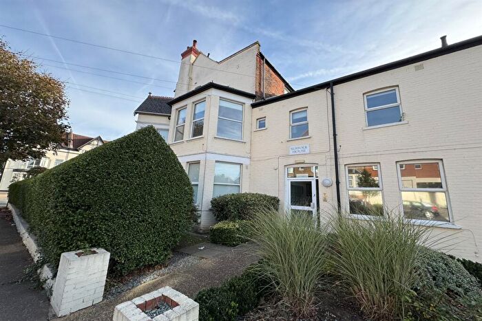 Property To Rent In Suffolk House, Westcliff On Sea, SS0