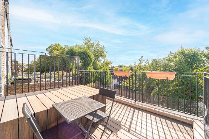 1 Bedroom Flat For Sale In Maygrove Road, West Hampstead, NW6