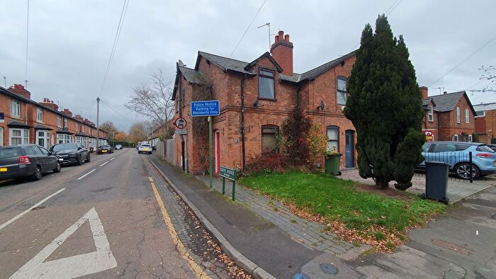 2 Bedroom End Terrace House For Sale In Grove Road, Solihull, West Midlands, B91