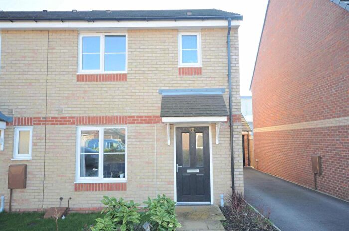 3 Bedroom Town House To Rent In Doney Place, Stone, ST15