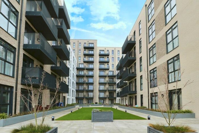 2 Bedroom Apartment To Rent In Bluebell House, Harlow, CM20