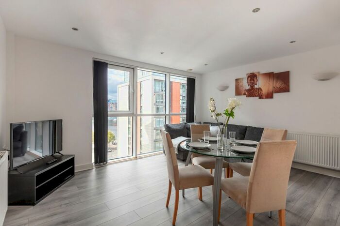 2 Bedroom Flat To Rent In Seagull Lane, Royal Victoria Dock, E16