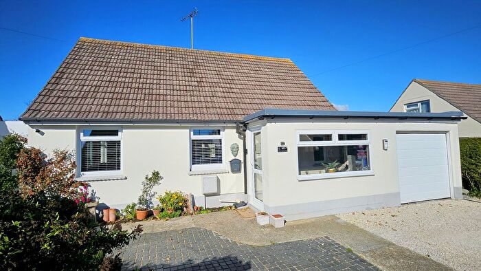 3 Bedroom Detached House For Sale In Park Estate Road, Portland, Dorset, DT5