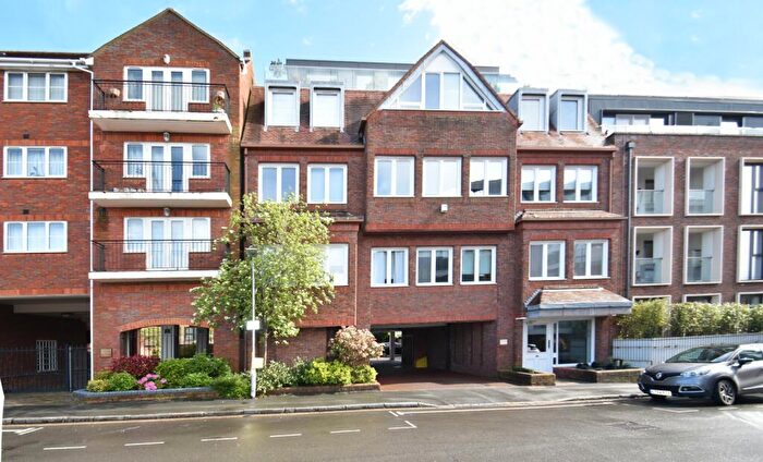 1 Bedroom Apartment To Rent In Portland House, Station Road, Gerrards Cross, Buckinghamshire, SL9