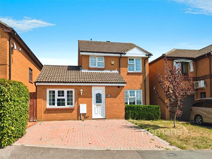 4 Bedroom Detached House For Sale In Catcliffe Way, Lower Earley, Reading, RG6