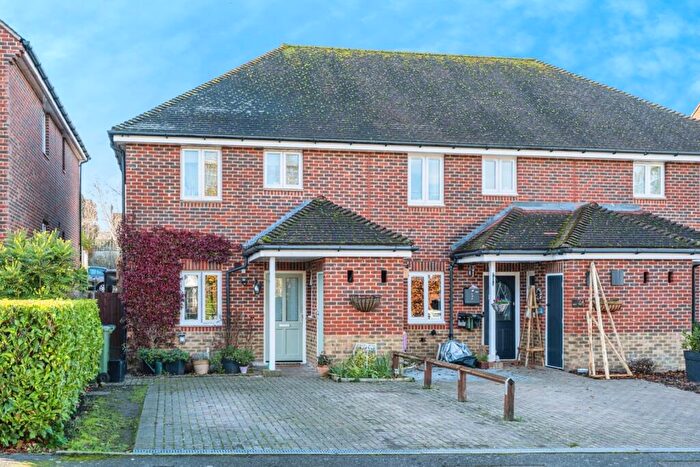 2 Bedroom End Of Terrace House For Sale In Norwood Close, Effingham, Leatherhead, Surrey, KT24