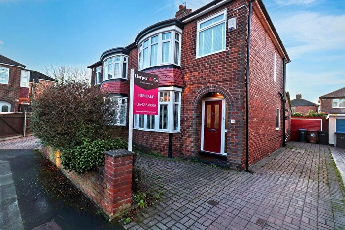 3 Bedroom Semi Detached House For Sale In Keswick Grove, Acklam, Middlesbrough, TS5