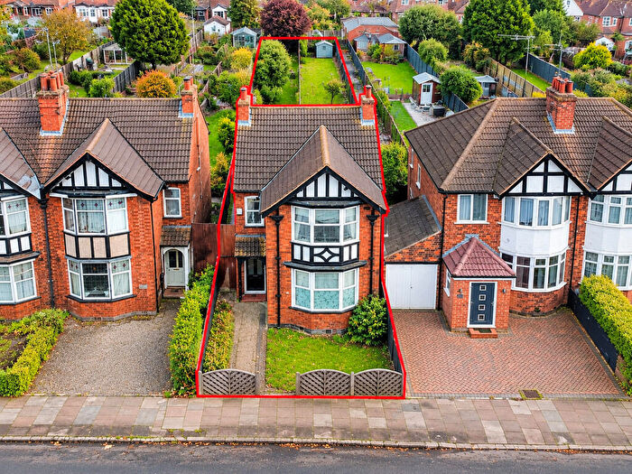 6 Bedroom Detached House To Rent In Narborough Road, Leicester, LE3