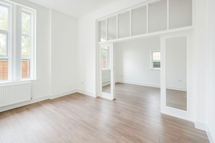 Studio To Rent In Hamilton Road, Ealing, W5