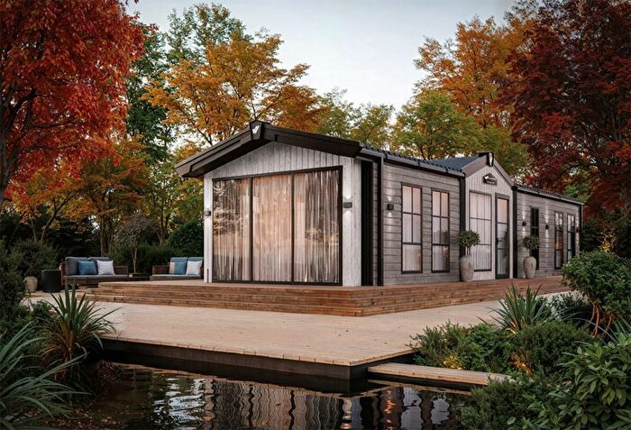 2 Bedroom Lodge For Sale In Tall Trees Mobile Homes, Old Mill Lane, Forest Town, Mansfield, NG19