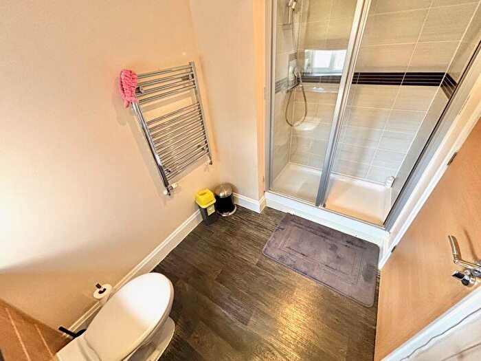 4 Bedroom Detached House For Sale In Victory Avenue, Bradwell, Great Yarmouth, NR31