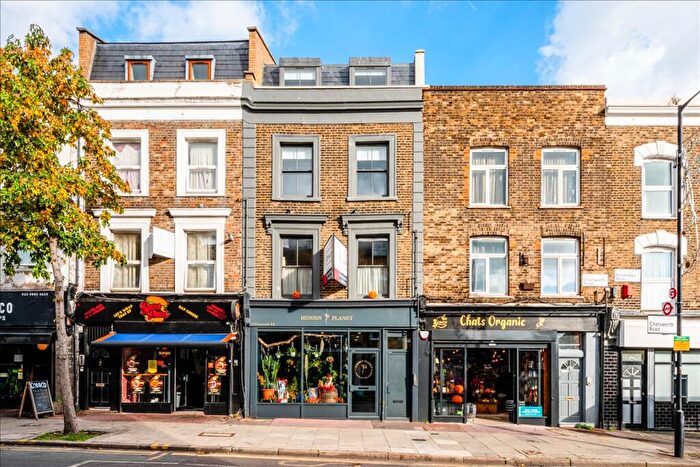 3 Bedroom Property For Sale In Chatsworth Road, Lower Clapton, E5
