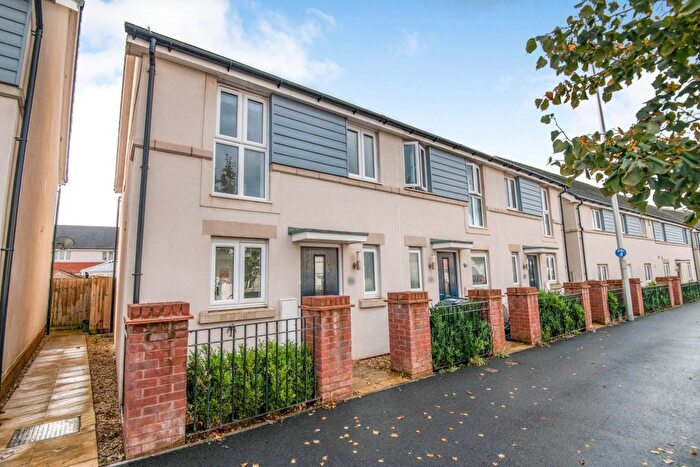 2 Bedroom End Of Terrace House To Rent In Tillhouse Road, Cranbrook, Exeter, EX5