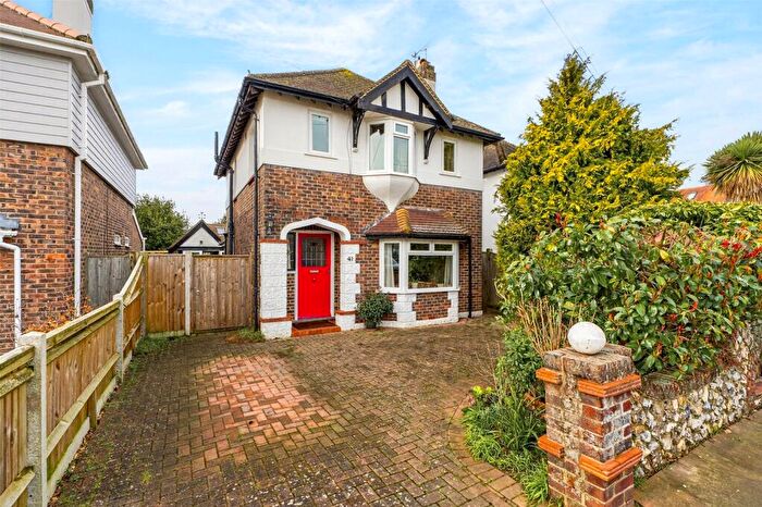 3 Bedroom Detached House For Sale In Haynes Road, Worthing, West Sussex, BN14