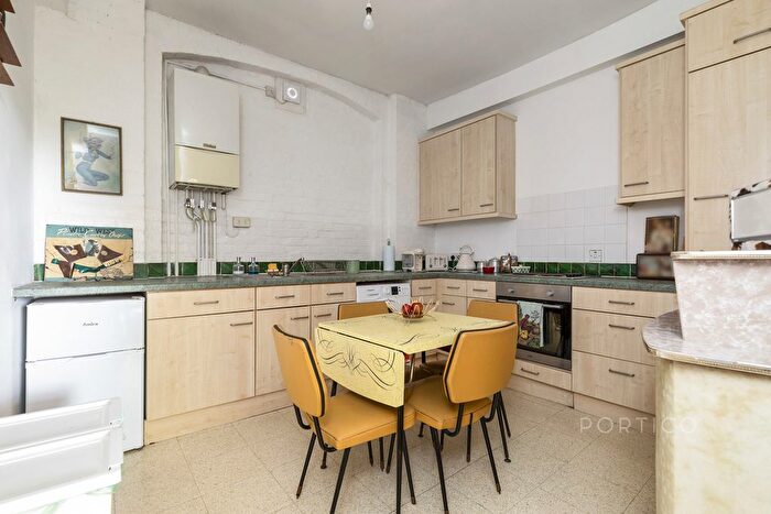 1 Bedroom Flat To Rent In Erskine Road, London, E17