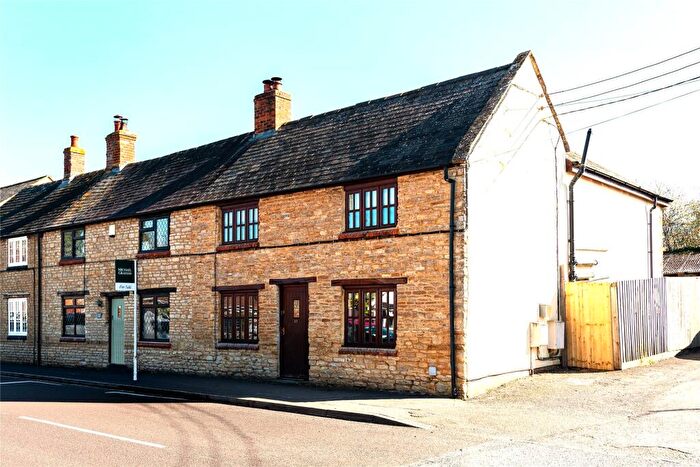 3 Bedroom Semi Detached House For Sale In Olney Road, Lavendon, Buckinghamshire, MK46