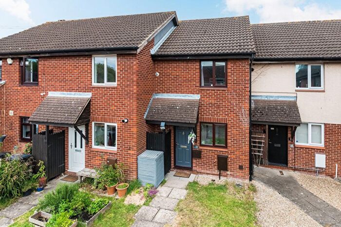 2 Bedroom Terraced House For Sale In Oriel Court, Didcot, OX11
