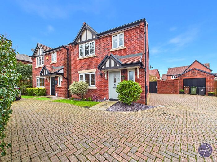 3 Bedroom Detached House For Sale In Under Hill Close, Ainsdale, Merseyside, PR8