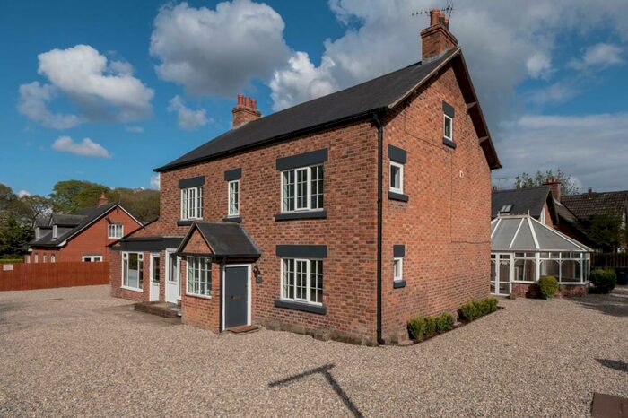 3 Bedroom Apartment To Rent In Three Double Bedroom Duplex Apartment In Cotebrook, CW6