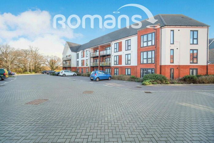 2 Bedroom Apartment To Rent In Beechy Place, RG40