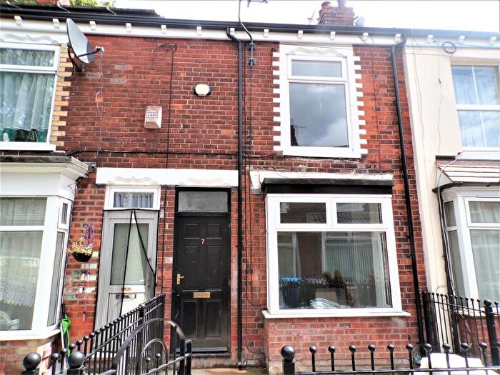 2 Bedroom Terraced House To Rent In Linden Grove, Folkstone Street, Hull, HU5