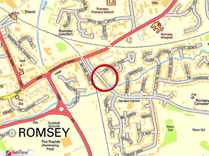 3 Bedroom Terraced House For Sale In Botley Road, Romsey, Hampshire, SO51