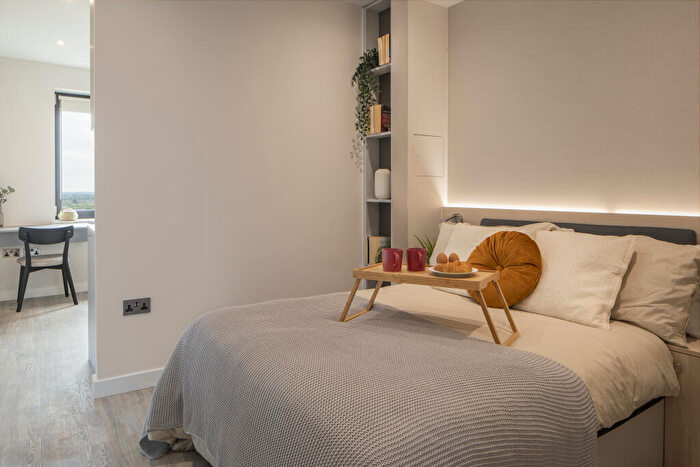 Studio To Rent In Enclave: Croydon, College Road, East Croydon, London, CR0