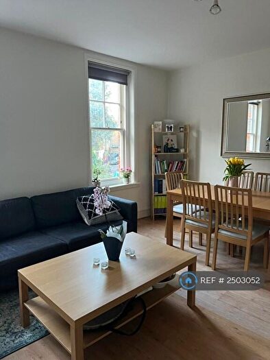 3 Bedroom Flat To Rent In Cleeve House, London, E2