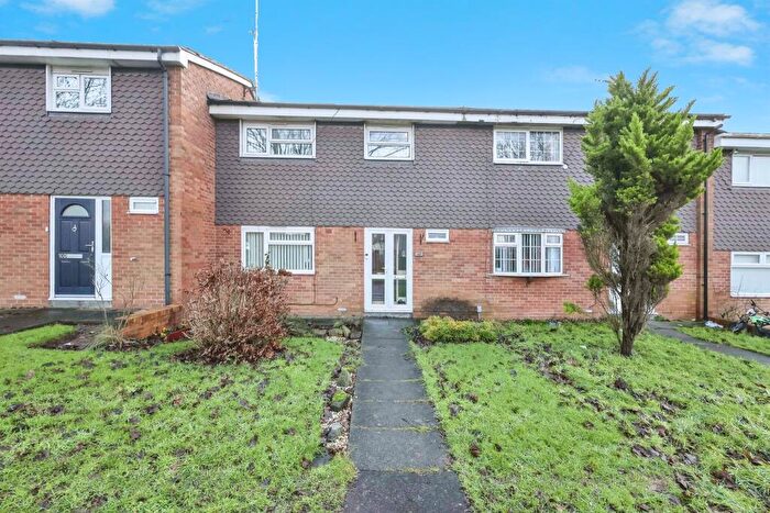 3 Bedroom Terraced House For Sale In Heron Road, Oldbury, B68