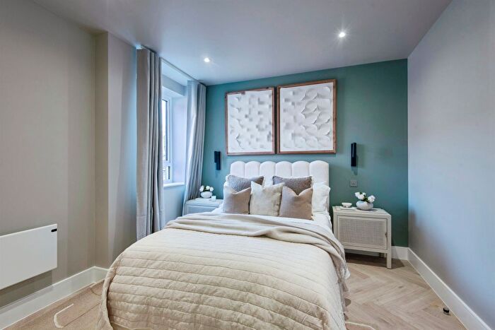 1 Bedroom Flat For Sale In Apartment, Gateway Residence, Stevenage, SG1