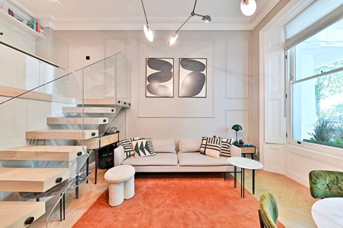 1 Bedroom Flat For Sale In Courtfield Gardens, South Kensington, London, SW5