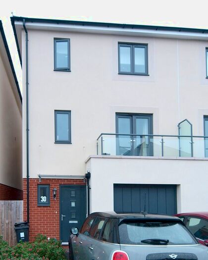 6 Bedroom Town House To Rent In Slade Baker Way, Stapleton, Bristol BS16