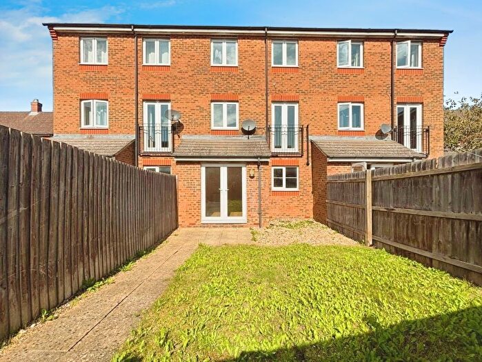 3 Bedroom Terraced House For Sale In Ribston Way, Ashford, TN23