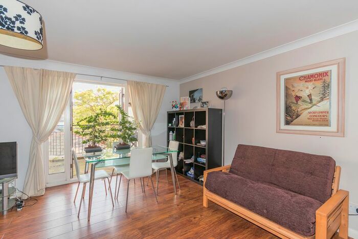 1 Bedroom Flat To Rent In Regents Court, Sopwith Way, KT2