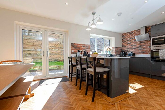 4 Bedroom Detached House For Sale In Ty Llywio, Forest Road, Treharris, CF46