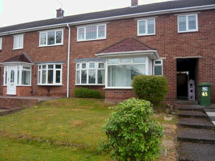 3 Bedroom Terraced House To Rent In Laburnum, Gillway, Tamworth, Staffordshire, B79