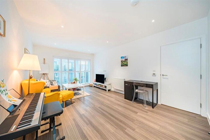 1 Bedroom Flat For Sale In Rolfe Terrace, Woolwich, SE18