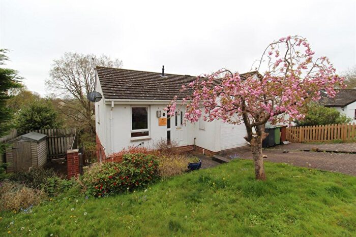 3 Bedroom Detached House To Rent In Pennsylvania, EX4