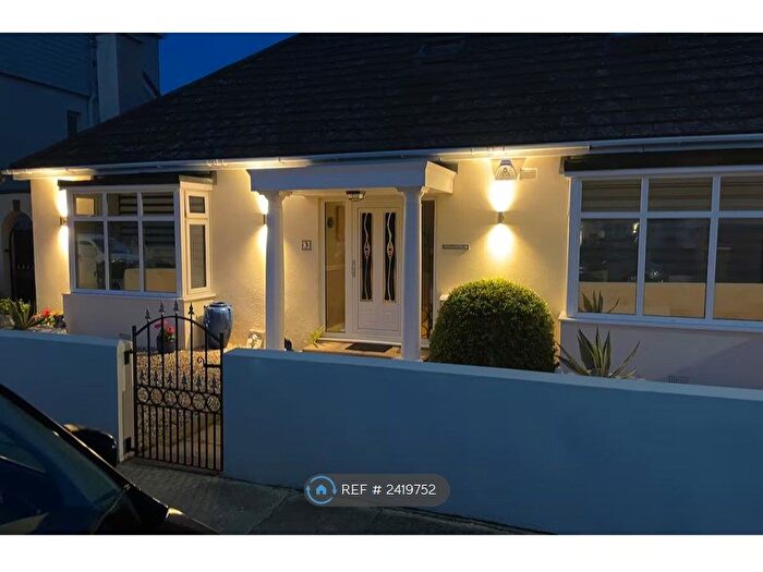 2 Bedroom Flat To Rent In Paignton, Paignton, TQ3