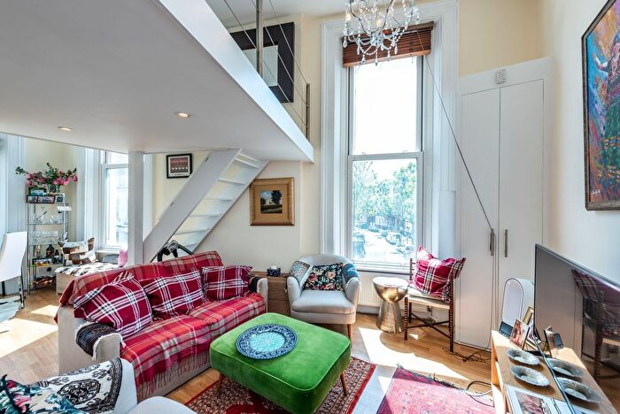 Studio To Rent In Longridge Road, Earls Court, London, SW5