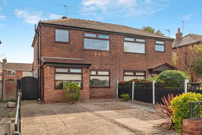 3 Bedroom Semi-Detached House For Sale In Girton Close, Ellesmere Port, Cheshire, CH65