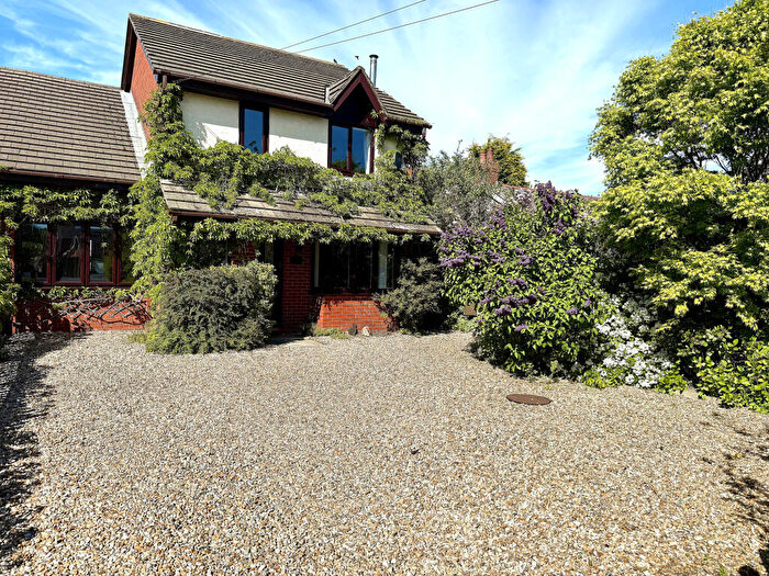 4 Bedroom Semi Detached House To Rent In Smallwood Hey, Pilling, Preston, Lancashire, PR3