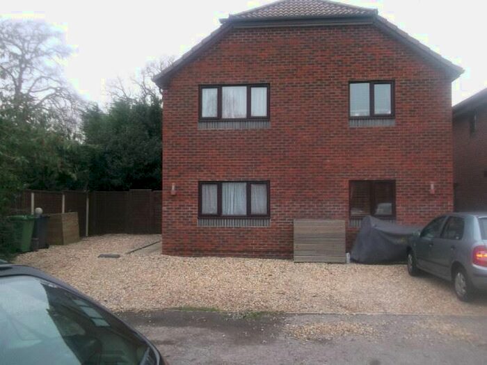 2 Bedroom Semi-Detached House To Rent In New Road, Netley Abbey, Southampton, SO31