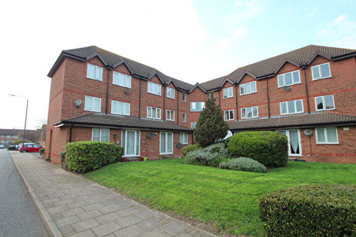 1 Bedroom Maisonette To Rent In Frobisher Road, Erith, DA8