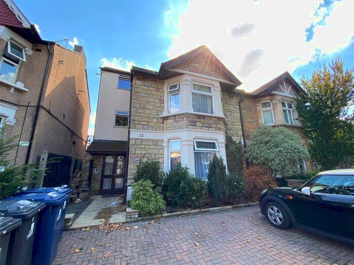 1 Bedroom Flat To Rent In Uxbridge Road, West Ealing, London, W7