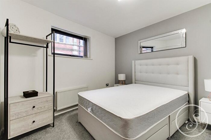 2 Bedroom Flat For Sale In Centre Point, Regent Street Chapel Allerton, Leeds, LS7