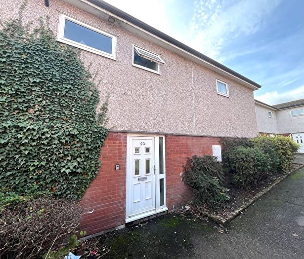 3 Bedroom End Of Terrace House For Sale In Redruth Drive, Mansfield, NG18