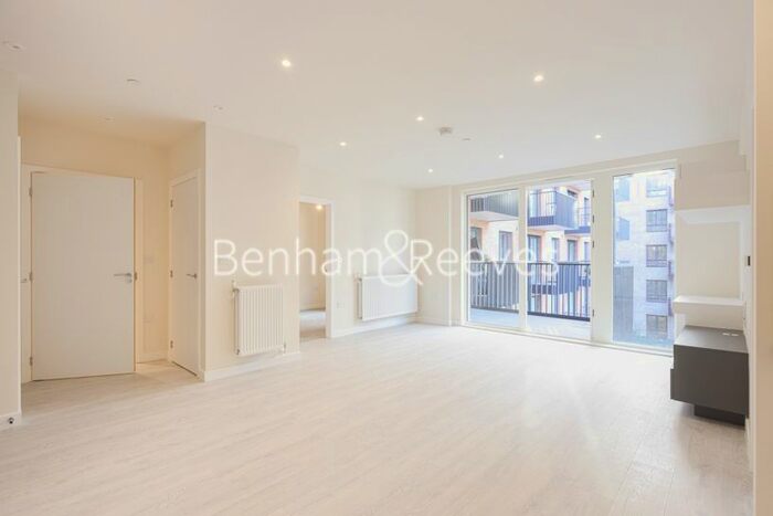 2 Bedroom Flat To Rent In Henry Strong Road, Harrow, HA1